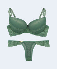 Conjunto de Renda com Tule Poá Calcinha Fio - FEMME FATALLE